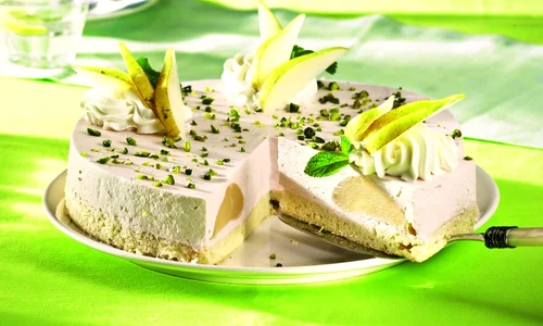 tort cu pere jpeg