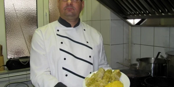 Sarmalele sunt nelipsite de pe mesele sibienilor