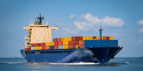 container ship 6631117 1280 jpg