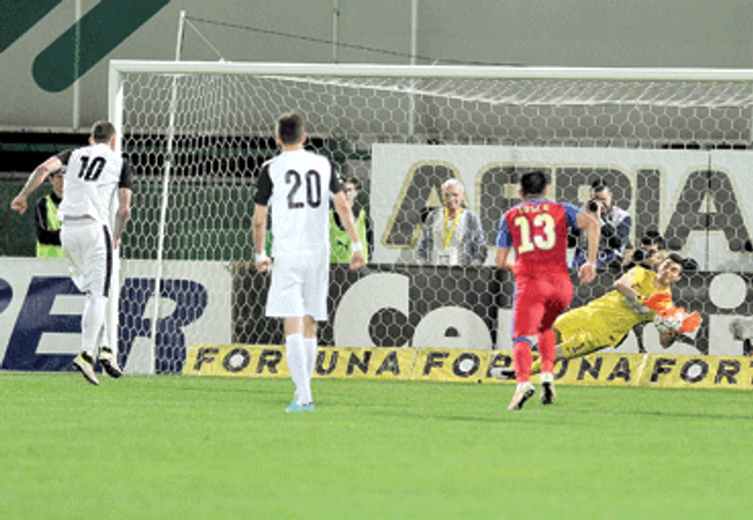 2-0: Alibec a stabilit rezultatul final, transformând un penalty în minutul 77
