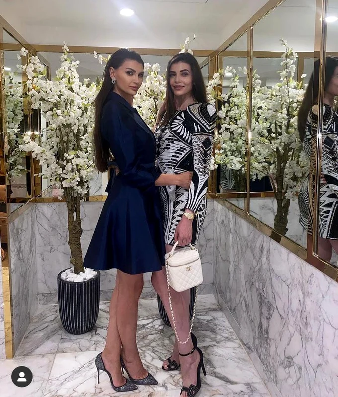ramona si monica jpg