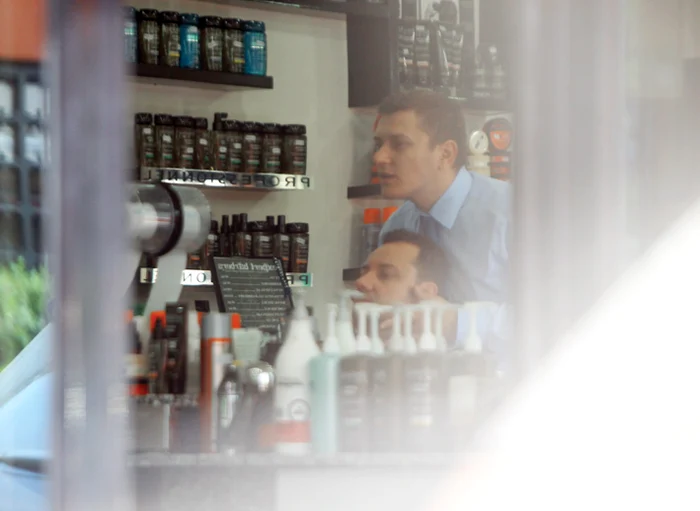 Măruță și-a aranjat la salon și barba, și părul