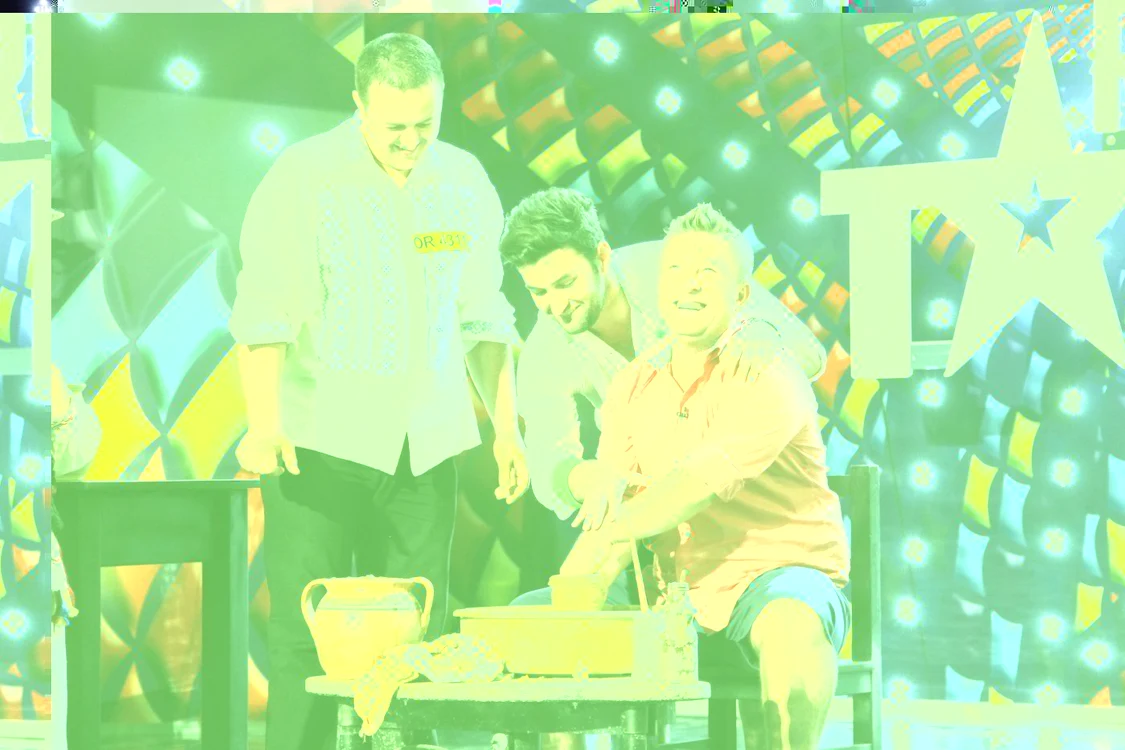 Încercarea moarte n-are pe scena talentelor