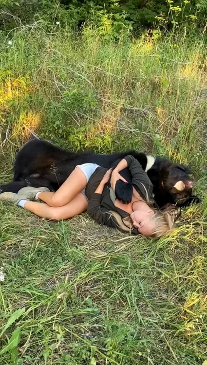 Veronika Dichka prietenie urs rusia . foto profimedia