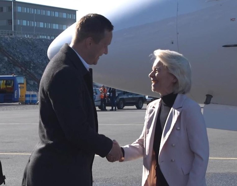 Ursula von der Leyen, vizită în insula râvnită de Donald Trump. UE pregătește un pachet de investiții