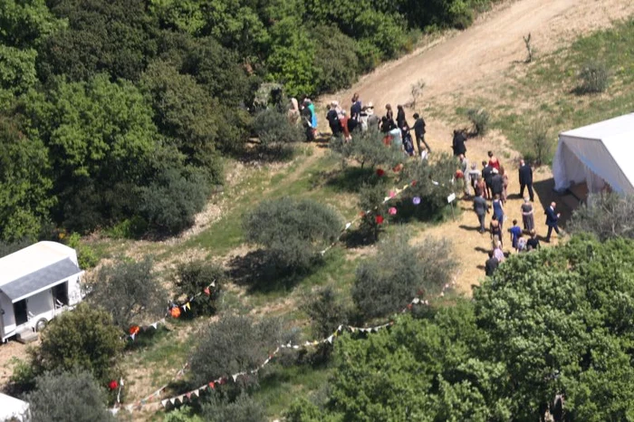 Petrecerea de nuntă a Keirei Knightley a avut loc într-un decor tipic Franţei meridionale. (Foto: TNYF/WENN.com)