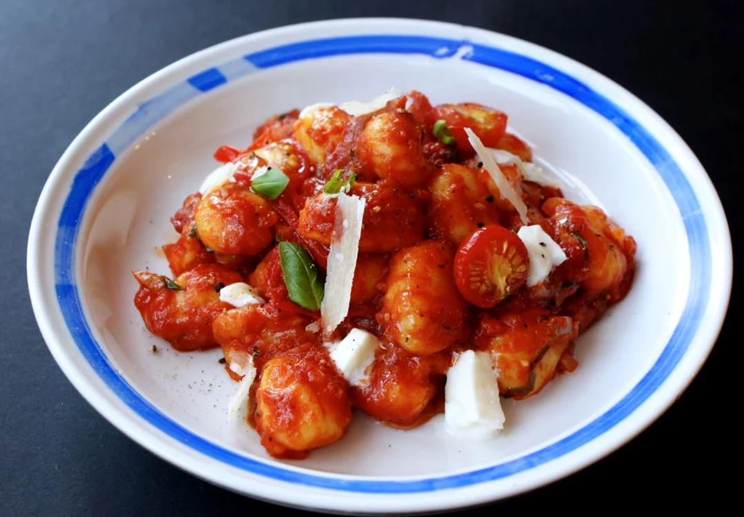 gnocchi cu sos de rosii jpeg