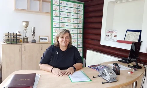 Lucia Mihalache e președintele Federatiei Romane de Tir Sportiv jpeg