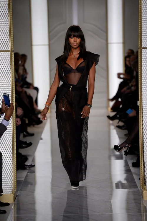 naomi campbell podium fashion week jpeg