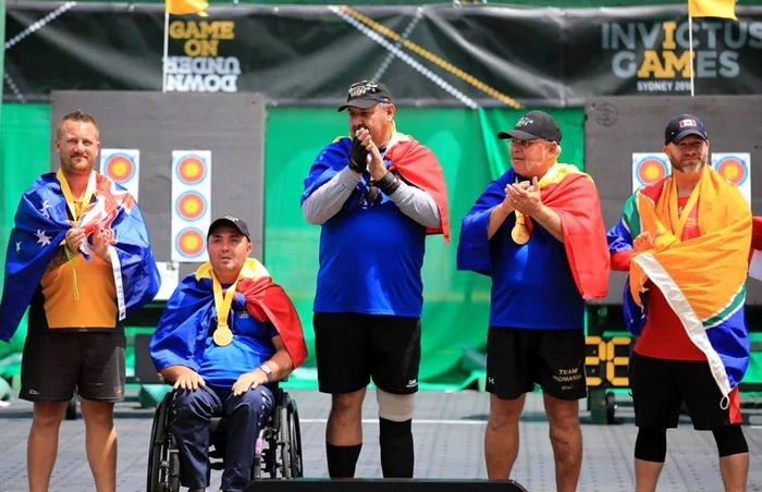 Augustin Pegulescu ( în centru) se află la a doua medalie de aur la Jocurile Invictus FOTO MApN