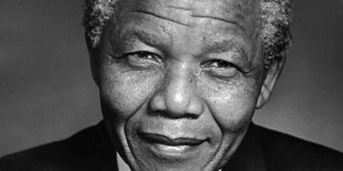 Corpul lui Nelson Mandela se afla în Pretoria pentru ultimele omagii jpeg