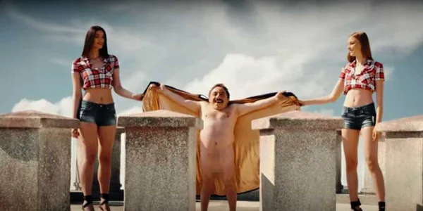 kfc reclama turnul chindiei
