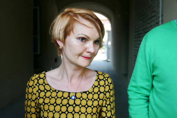 Avocata Ramona Elena Joldes a fost reţinută pentru trafic de influenţă FOTO Mediafax