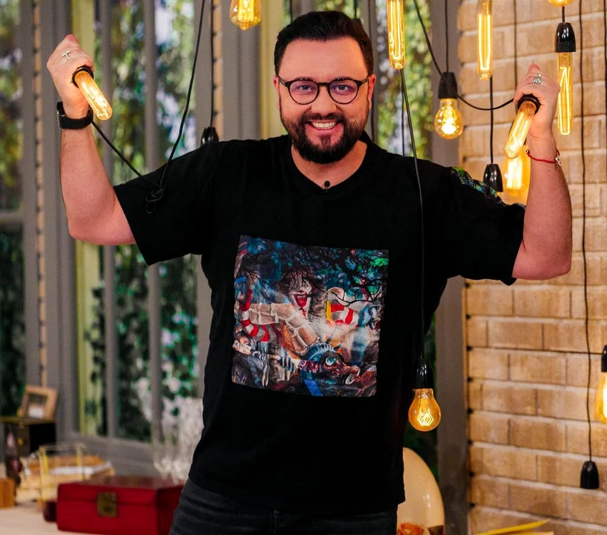 Cătălin Măruță are un podcast numit ''Acasă la Măruță''