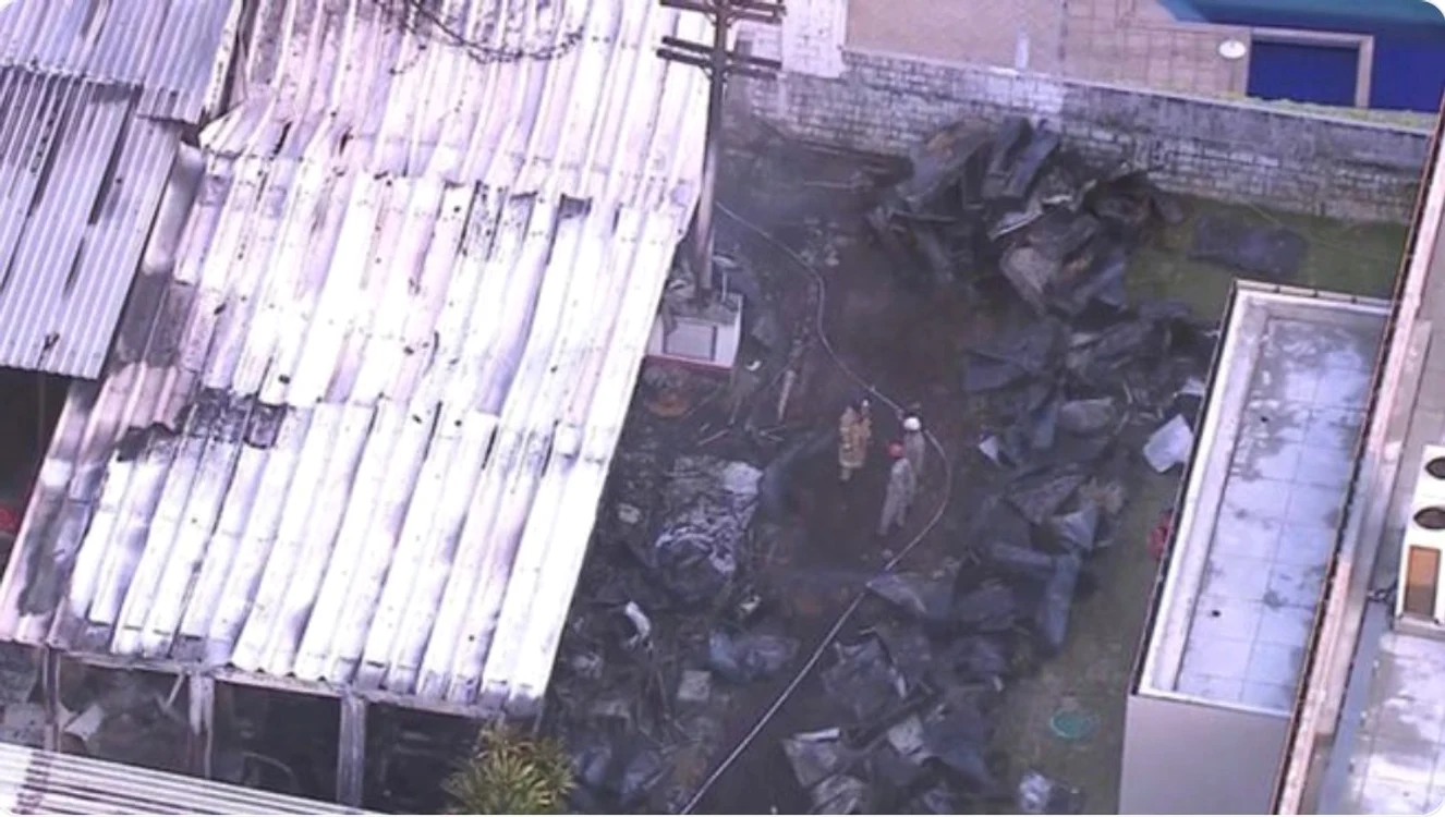 
    Un incendiu a mistuit centrul de antrenament al echipei braziliene FlamengoCaptură video: O Globo  