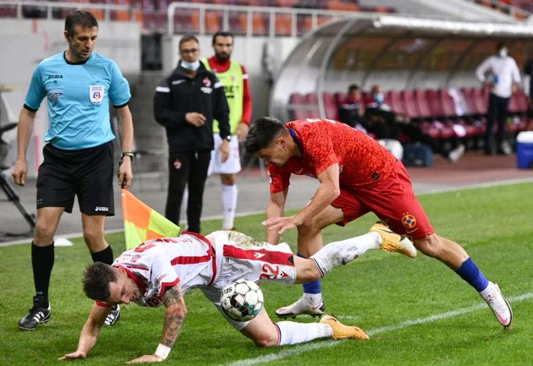 
    Dinamo și FCSB se vor întâlni în optimile Cupei României  