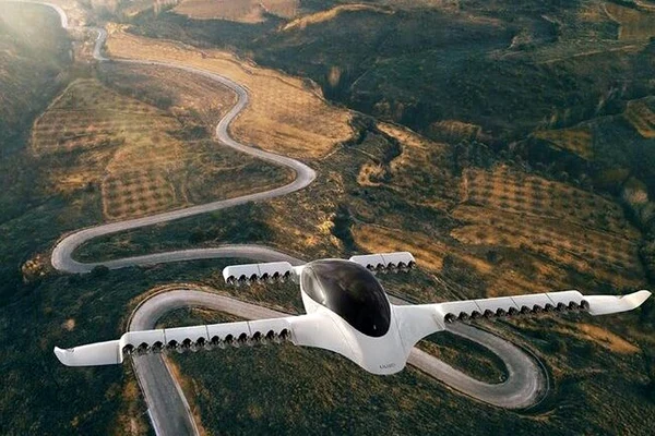 Primul taxi zburător electric vine la Future Summit