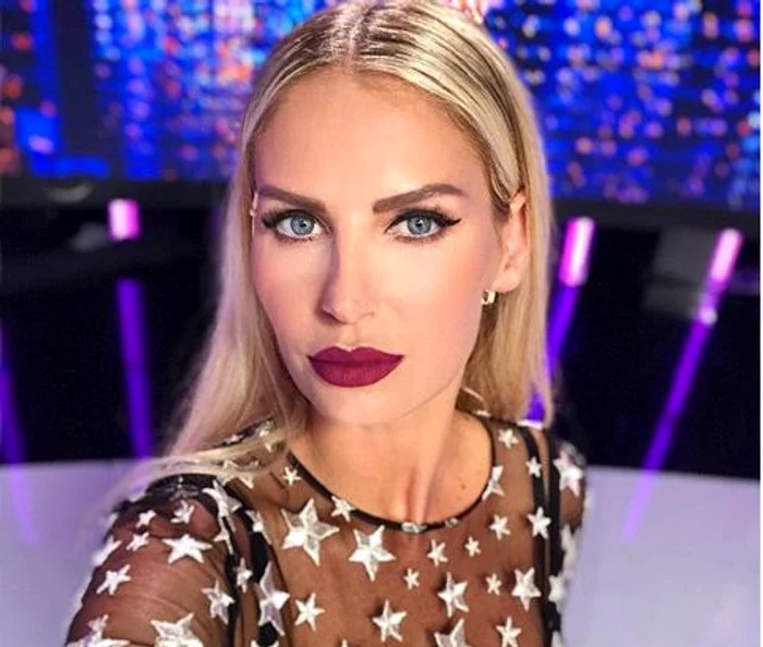 
    Andreea Bănică este gazda "Provocarea Starurilor" de la TVRFoto Instagram  