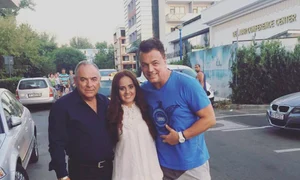Ioana Gomoi, alături de Adrian Enache (dreapta) și George Rotary (stânga) jpeg