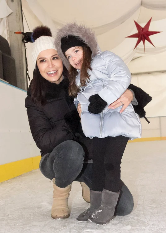 simona patruleasa fiica ingrid patinoar  stirbey 1 jpeg