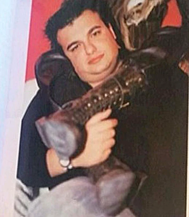 160 kg. Răzvan era acum cinci ani de nerecunoscut