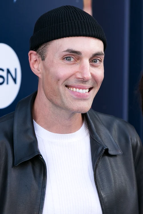 James Haven, fratele actriţei