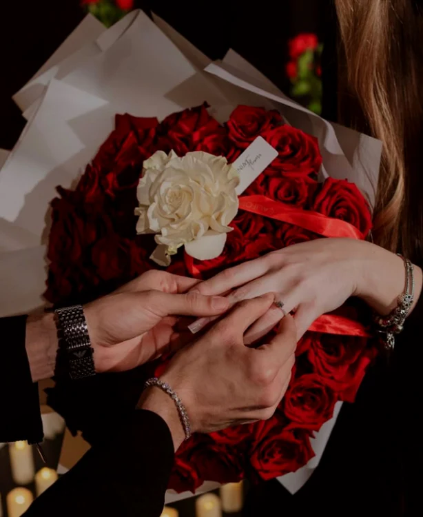 Inelul a fost ales special de căpitanul lui Dinamo (FOTO: Instagram)