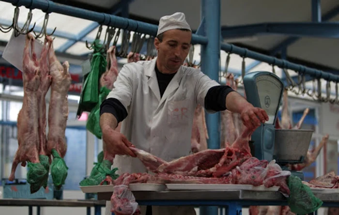 
    Carnea de miel se va vinde în cantități mai mici de Paștele 2021  