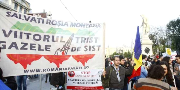 Proteste anti-Roşia Montană în Capitală 20 octombrie FOTO Eduard Enea