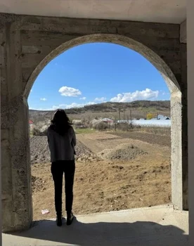 Adela Popescu a publicat primele imagini din casa de la Șușani / foto: Instagram