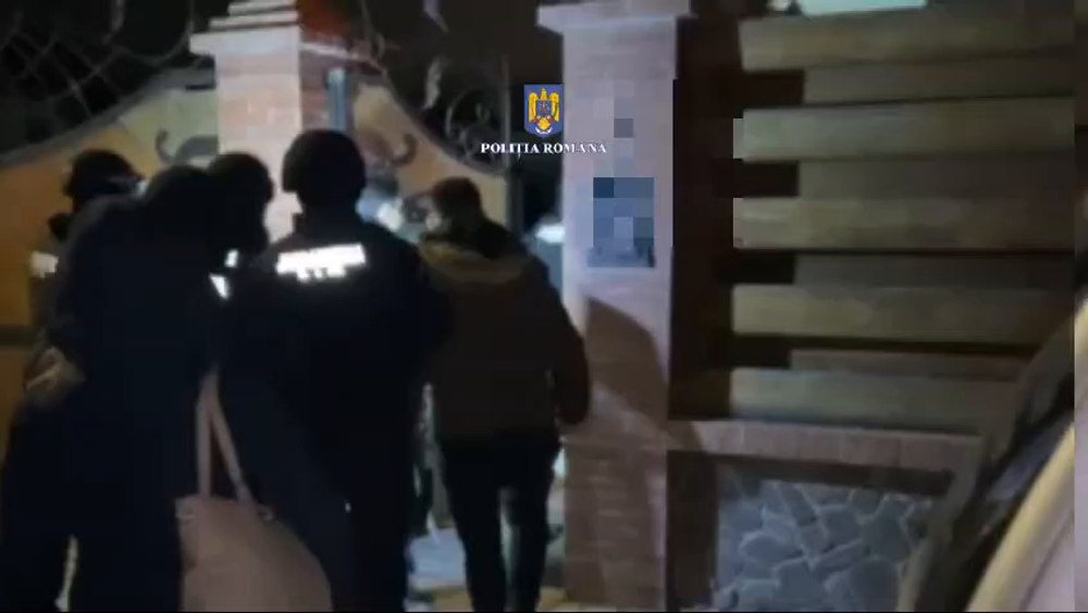 Un șofer de TIR a sustras marfa pe care trebuia s-o predea în Spania. A încercat ulterior s-o vândă pe o platformă de vânzări
