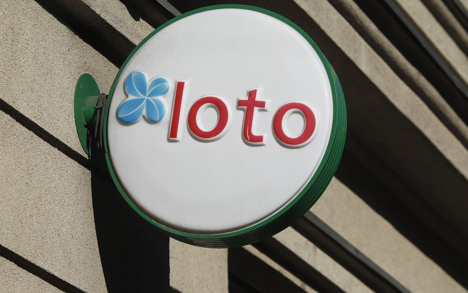 Extrageri Loto, joi 12 februarie. Report de peste 22,31 milioane de lei la 6/49