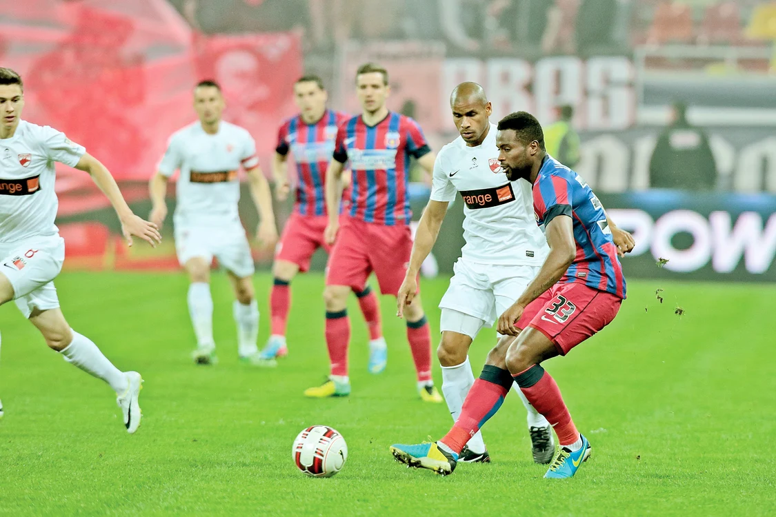 Steaua şi Dinamo se întâlnesc diseară în meciul orgoliilor din fotbalul românesc, dar în ambele tabere, în primul 11, mai mult de jumătate sunt jucători de alte naţionalităţi