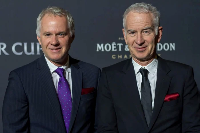 Patrick McEnroe (stânga), alături de mult mai cunoscutul său frate, JohnFOTO: EPA