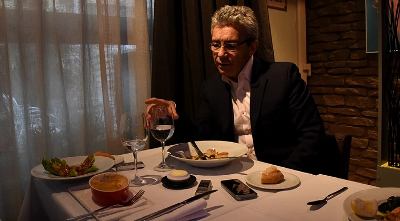 Stephane Batoux a debutat în carieră cu un job în industria farma FOTO wall-street.ro