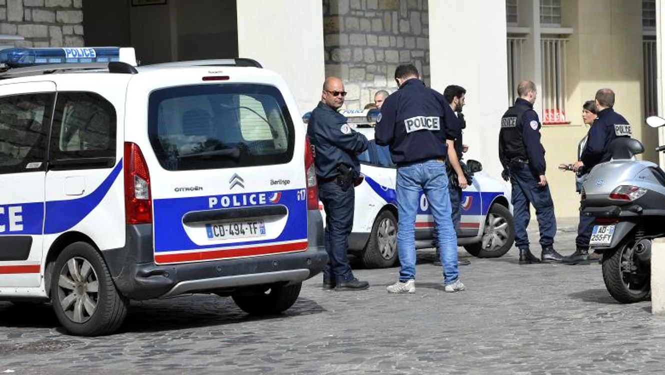 Polițiștii francezi i-au blocat pe hoții români în trafic. Foto: captură digi24.ro