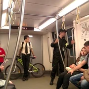 bicicleta in metrou jpg