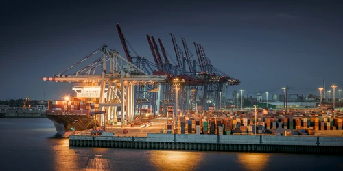 Coaliția din Germania dezbate investițiile chineze în portul din Hamburg FOTO Shutterstock