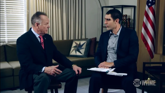 Roy Moore şi Sacha Baron Cohen, în „Who Is America?” foto: news.ro