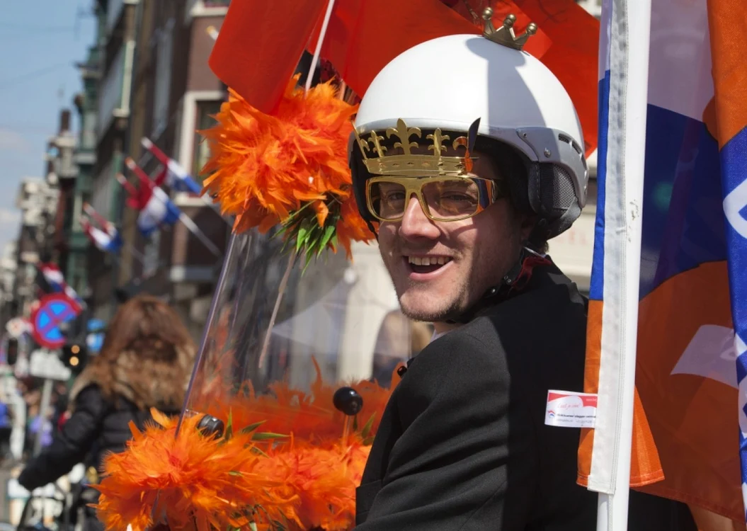 Amsterdamul se îmbracă în culori de sărbătoare FOTO Reuters