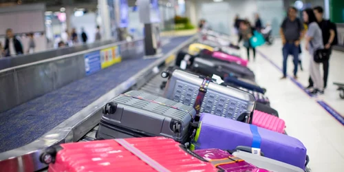 Bagaj aeroport FOTO Shutterstock