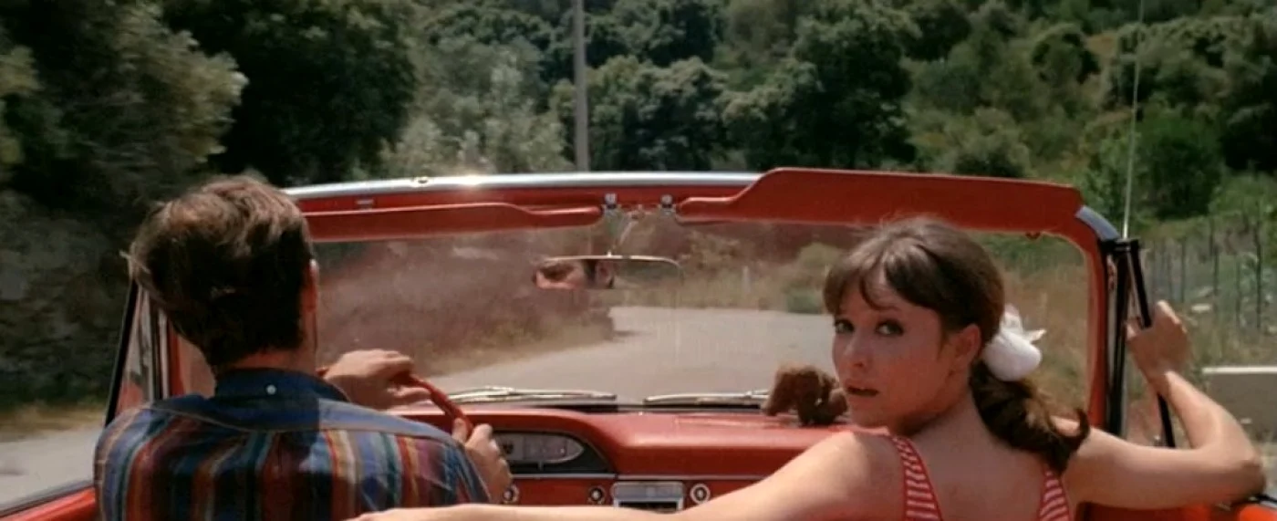 Jean-Paul Belmondo şi Anna Karina în „Pierrot le fou”                                   FOTO: https://vaguevisages.com