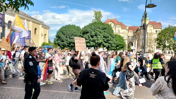 Imagine de la marșul Oradea Pride FOTO Facebook / Alin Dobai