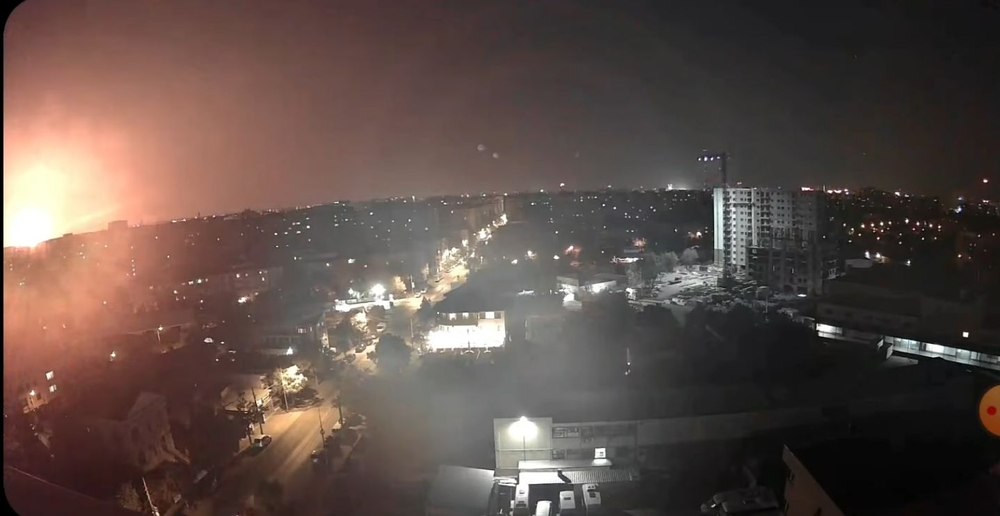 Exploziile de la Crevedia, observate de la mii de metri altitudine. Pilot către controlorul de zbor: „O explozie uriașă”