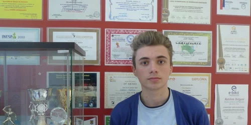 Alexandru Oprea elev admis la tabăra de vară Stanford SUA Sursa foto Liceul Informatică Constanţa