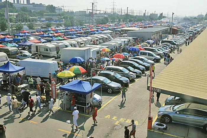 În târgurile de maşini puteţi merge să vă faceţi o idee