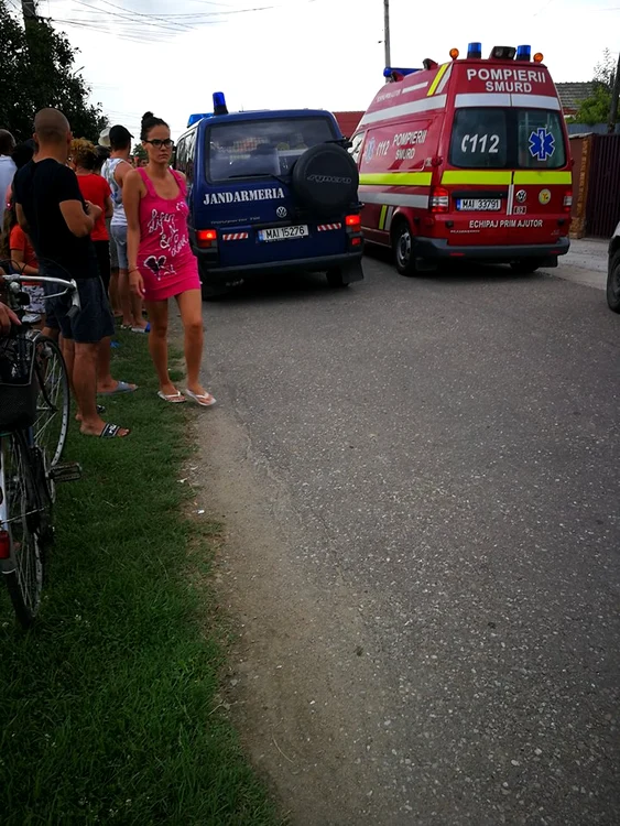 Poliţiştii investighează cazul pentru a determina circumstanţele în care s-a produs evenimentul 