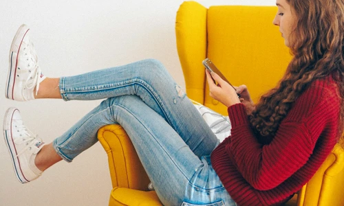 laura chouette lYFWRIwOj9c unsplash jpg