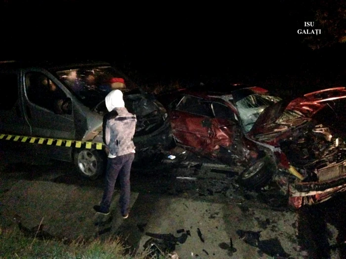 Imagine de la accidentul de circulaţie de la Tecuci, 31 oct 2016 FOTO ISU