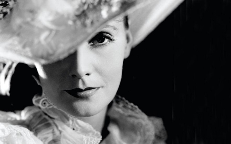 18 septembrie, ziua în care s-a născut Greta Garbo, frumusețea la superlativ în alb și negru VIDEO 